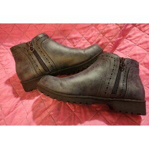 J Sport Womens Blue Jenna Zip Up Ankle Boots Size 10